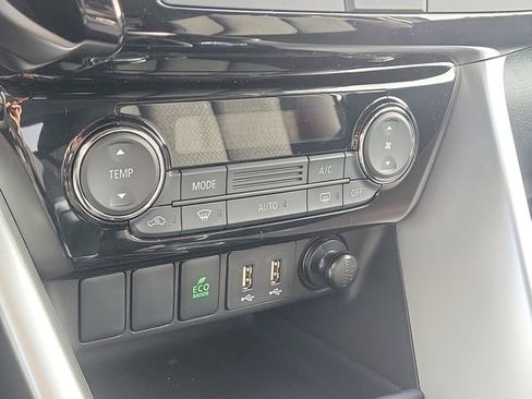 New 2026 Mitsubishi Eclipse Cross LE image 30