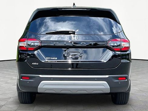 Certified 2025 Honda Pilot EX-L image 6