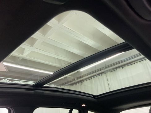 Used 2018 BMW X3 xDrive30i w/ M Sport Package image 22