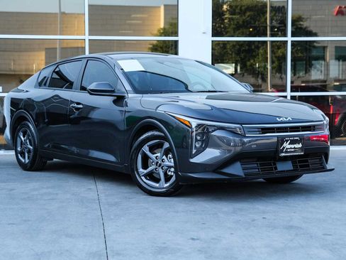 Used 2025 Kia K4 FWD image 5