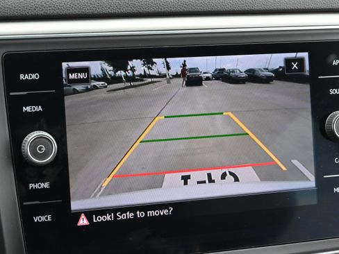 Used 2019 Volkswagen Atlas SE FWD image 19