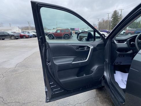 Used 2025 Toyota RAV4 LE image 12