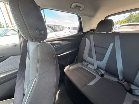 Used 2025 Chevrolet TrailBlazer LT FWD image 33