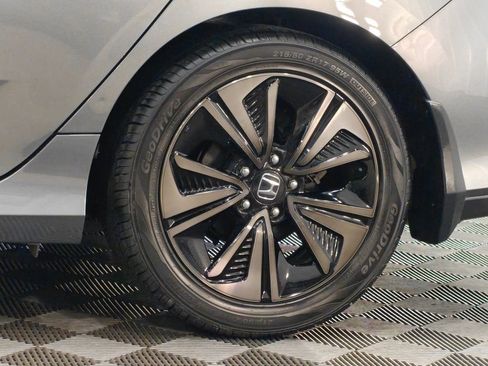 Used 2019 Honda Civic EX image 46
