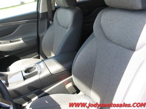 Used 2021 Hyundai Santa Fe SE AWD/4WD image 5
