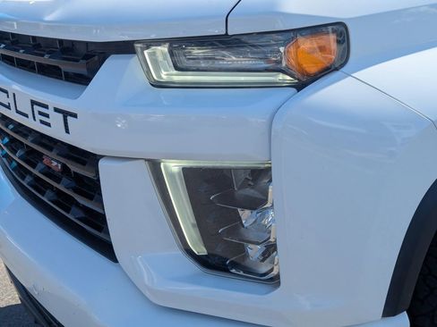 Used 2022 Chevrolet Silverado 3500 LTZ w/ LTZ Plus Package image 13