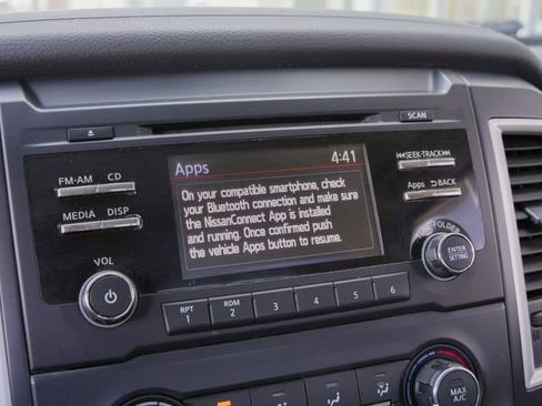 Used 2017 Nissan Titan S image 40