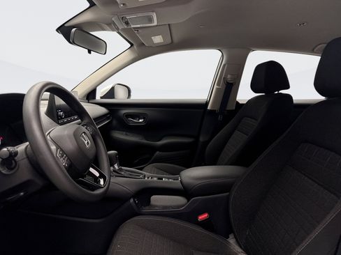 Used 2024 Honda HR-V LX image 9