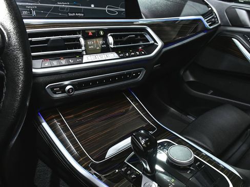 Used 2023 BMW X5 xDrive40i image 42