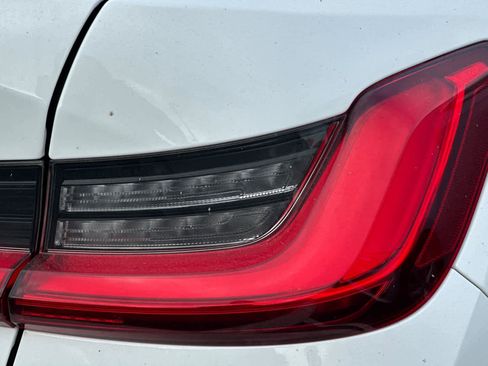 Used 2020 BMW 330i Sedan w/ Convenience Package image 15