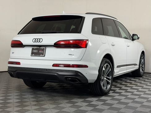 Used 2026 Audi Q7 2.0T Premium w/ Convenience Plus Package AWD/4WD image 9