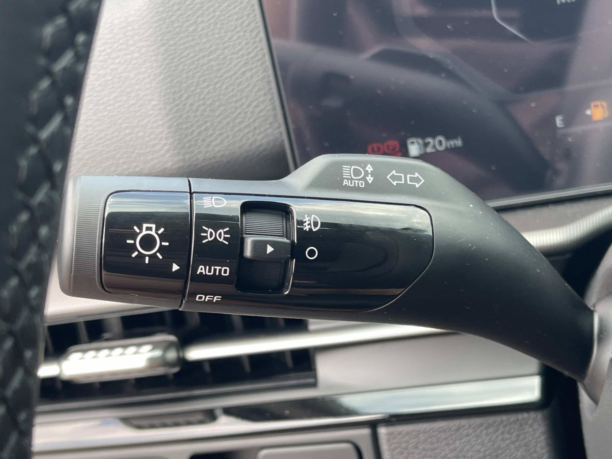 New 2026 Kia Sportage SX FWD image 37