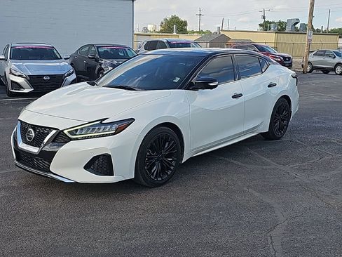 Used 2017 Nissan Maxima Platinum w/ Medallion Package image 3