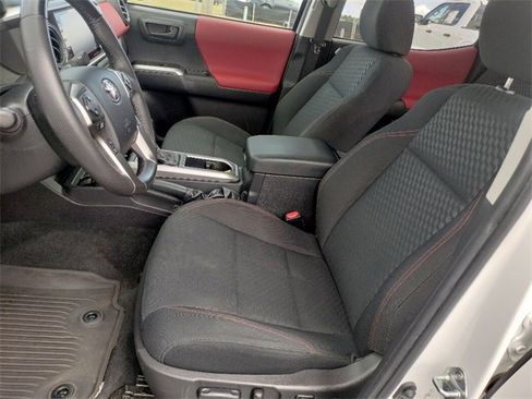 Used 2023 Toyota Tacoma SR5 image 22