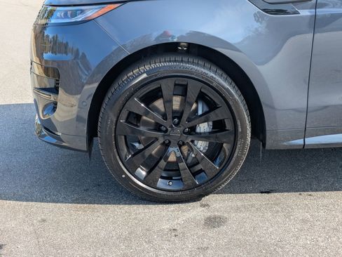 New 2026 Land Rover Range Rover Sport Dynamic SE image 34