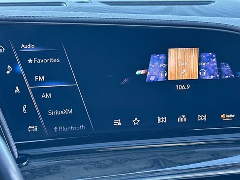 Certified 2024 Cadillac Escalade Premium Luxury image 25