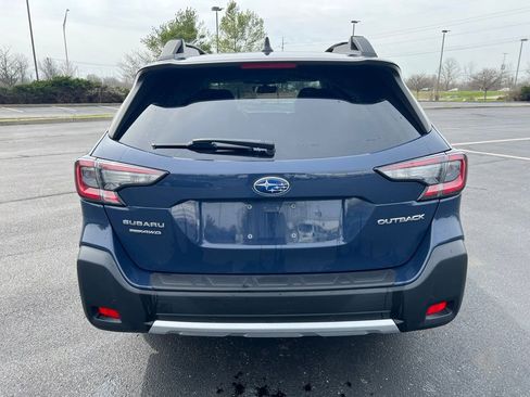 Used 2023 Subaru Outback Limited image 3