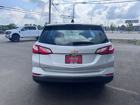 Used 2020 Chevrolet Equinox LS w/ LPO, Floor Liner Package FWD image 6