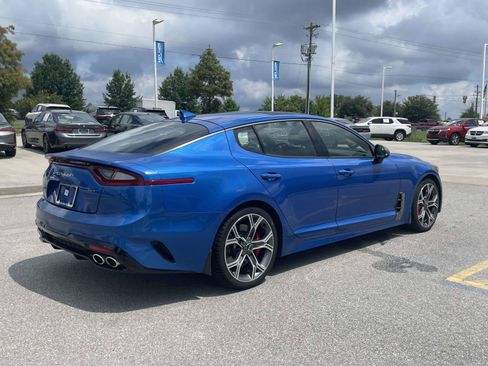 Used 2020 Kia Stinger GT2 RWD image 6