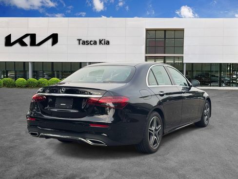 Used 2021 Mercedes-Benz E 450 4MATIC Sedan image 4