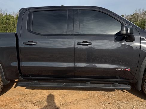 Used 2020 GMC Sierra 1500 AT4 w/ AT4 Premium Package image 14