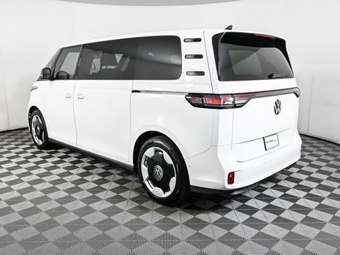 New 2025 Volkswagen ID. Buzz Pro S image 3
