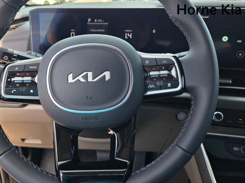 New 2026 Kia Carnival LXS FWD image 22