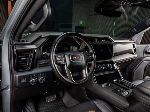 Used 2024 GMC Sierra 2500 AT4 w/ Technology Package image 17