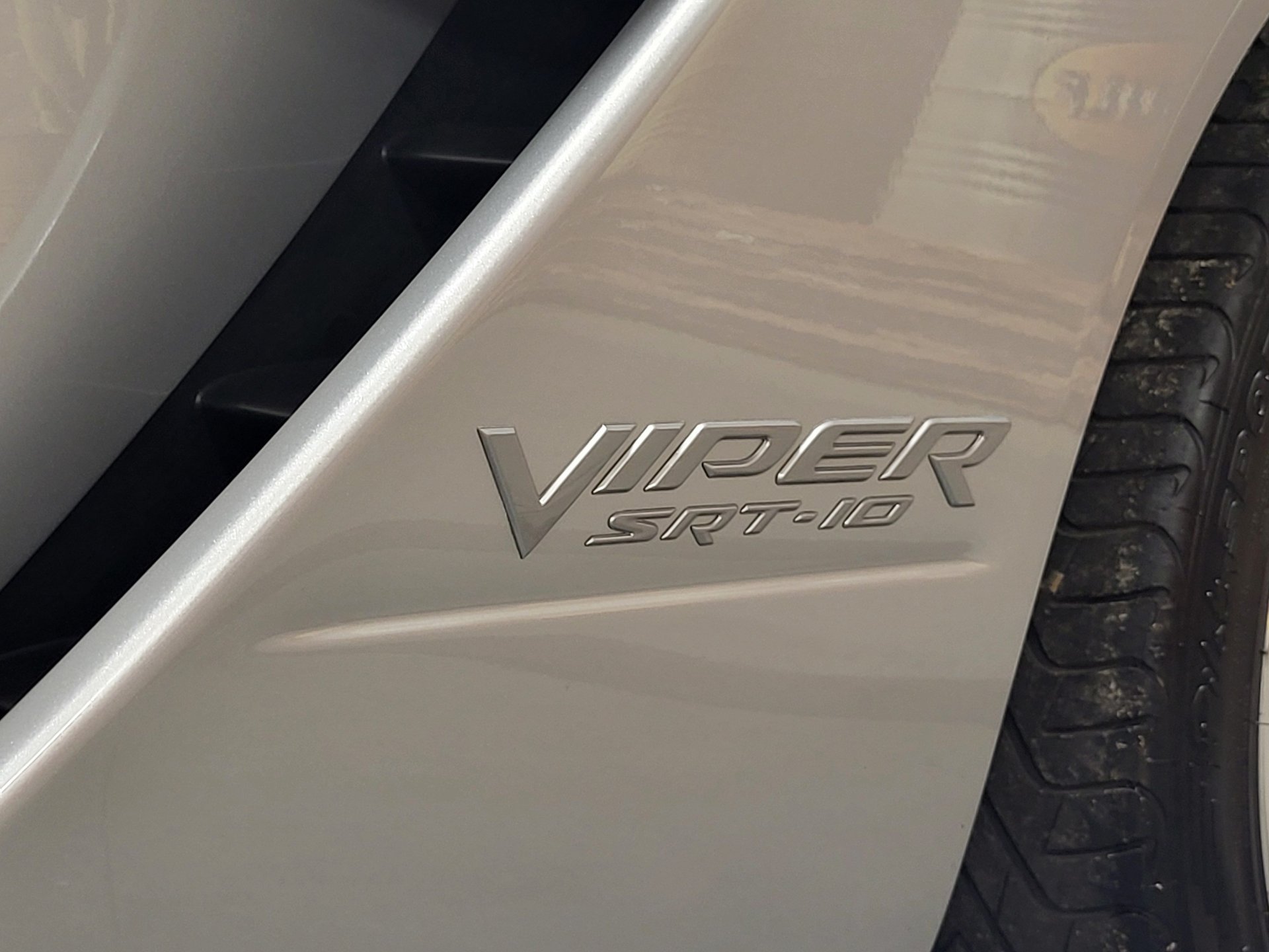 Used 2005 Dodge Viper SRT-10 RWD image 38