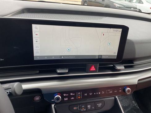 New 2026 Kia Carnival SX FWD image 21