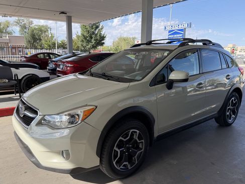 Used 2015 Subaru Crosstrek 2.0i Premium AWD/4WD image 4