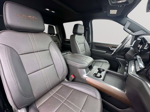 Used 2024 Chevrolet Silverado 3500 High Country w/ High Country Premium Package image 29