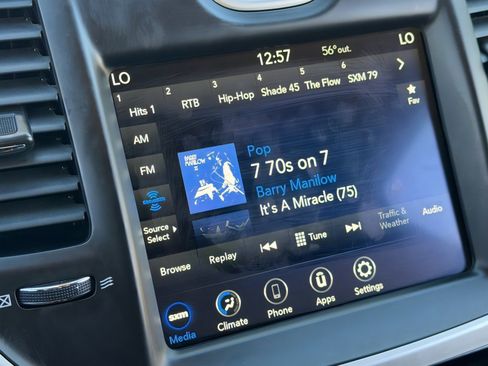 Used 2023 Chrysler 300 Touring w/ Sport Appearance Package image 23