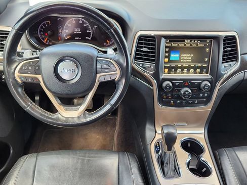 Used 2017 Jeep Grand Cherokee Limited AWD/4WD image 30