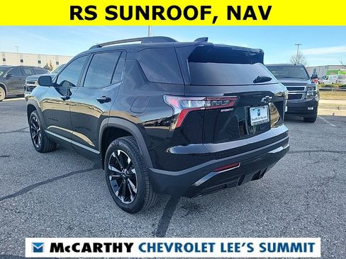 Used 2025 Chevrolet Equinox RS image 12