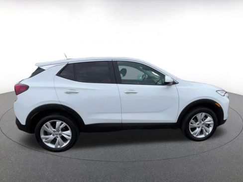 Used 2025 Buick Encore GX Preferred AWD/4WD image 16
