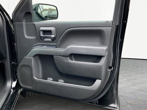 Used 2018 Chevrolet Silverado 1500 LT w/ All Star Edition image 28