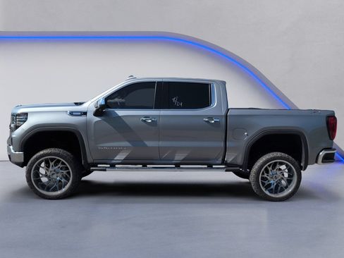 Used 2023 GMC Sierra 1500 SLT w/ SLT Convenience Package AWD/4WD image 5