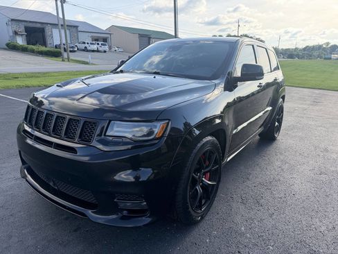 Used 2019 Jeep Grand Cherokee SRT AWD/4WD image 13