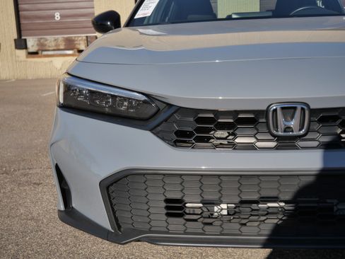 Used 2025 Honda Civic Sport image 16