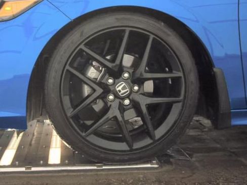 Used 2024 Honda Civic Sport image 5