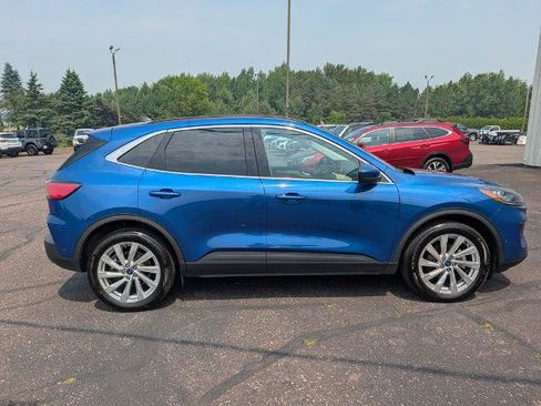 Certified 2022 Ford Escape Titanium w/ Titanium Elite Package AWD/4WD image 4