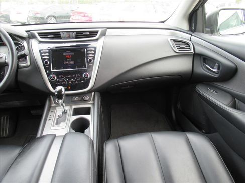 Used 2023 Nissan Murano SV image 14