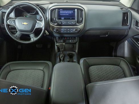 Used 2020 Chevrolet Colorado Z71 AWD/4WD image 28