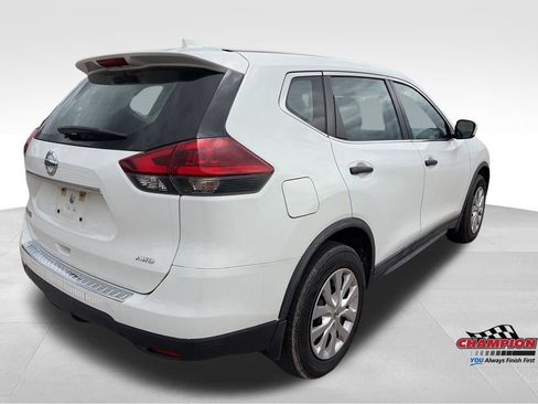Used 2018 Nissan Rogue S AWD/4WD image 6