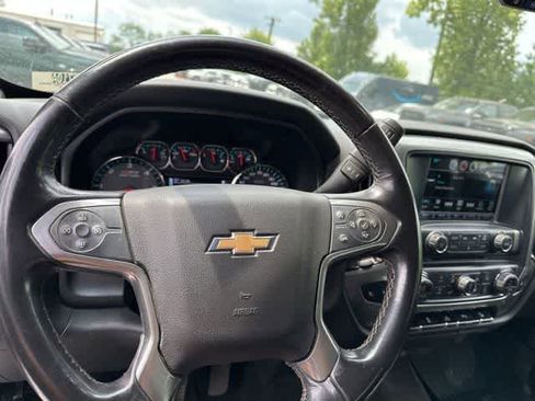 Used 2018 Chevrolet Silverado 1500 LT w/ All Star Edition AWD/4WD image 8