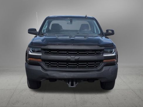 Used 2019 Chevrolet Silverado 1500 LT RWD image 9