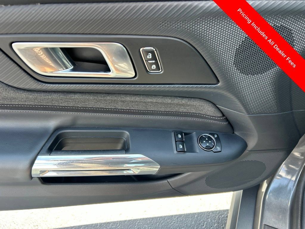 Used 2024 Ford Mustang GT RWD image 4