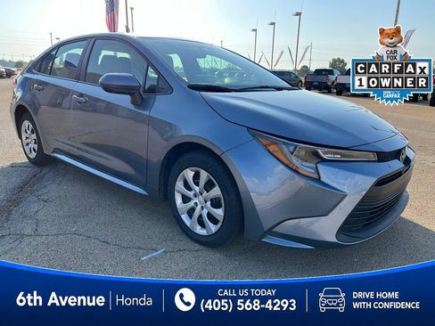 Used 2025 Toyota Corolla LE FWD image 3
