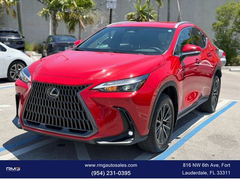 Used 2023 Lexus NX 250 FWD w/ Towing Package (2000 Lbs) image 4